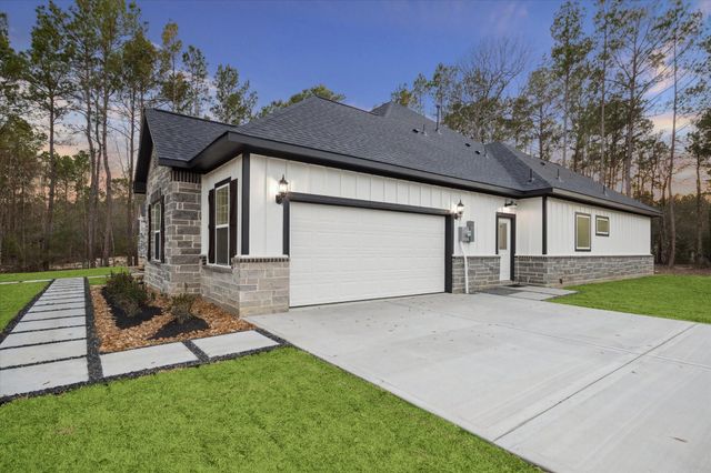 17618 Julianne Drive, Waller, TX 77484