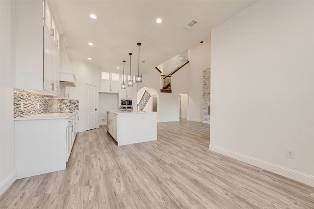 1708 Prestwick Lane, Ennis, TX 75119