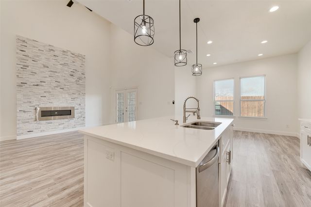 1708 Prestwick Lane, Ennis, TX 75119