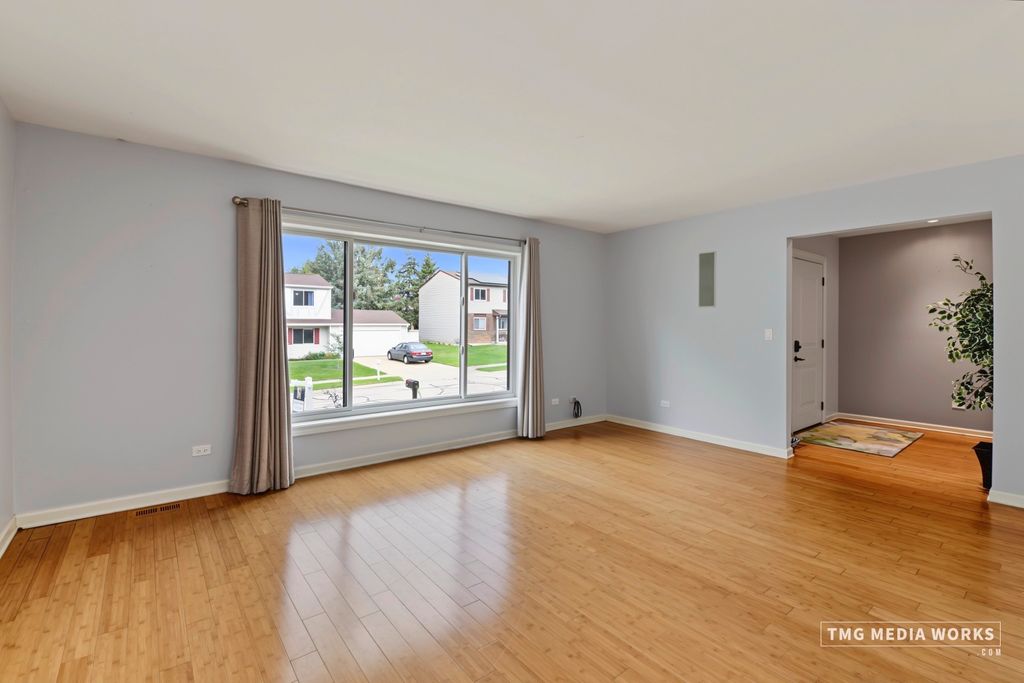 466 Laura Court, Naperville, IL 60563 — photo 4
