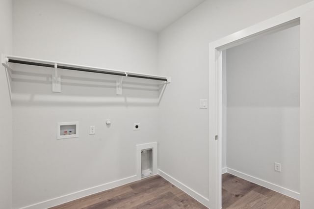 454 Suffolk Drive, Ferris, TX 75125