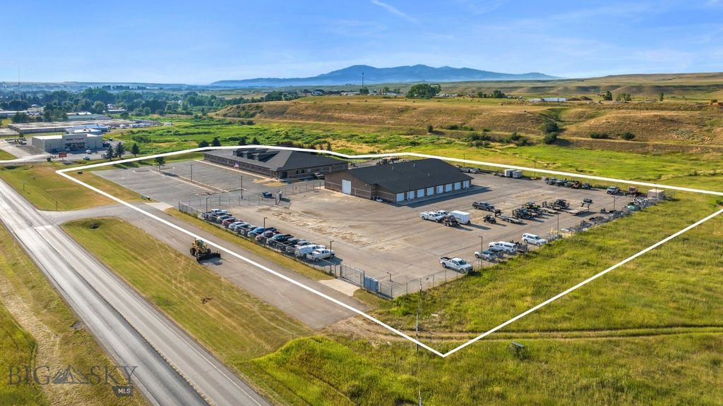 920 NE Main, Lewistown, MT 59457 photo 2