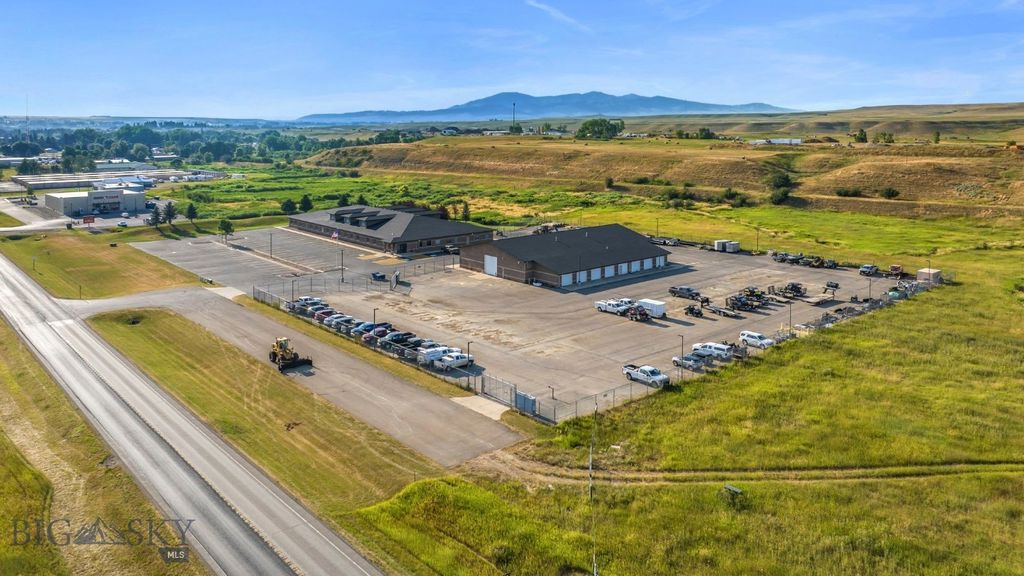 920 NE Main, Lewistown, MT 59457 photo 5