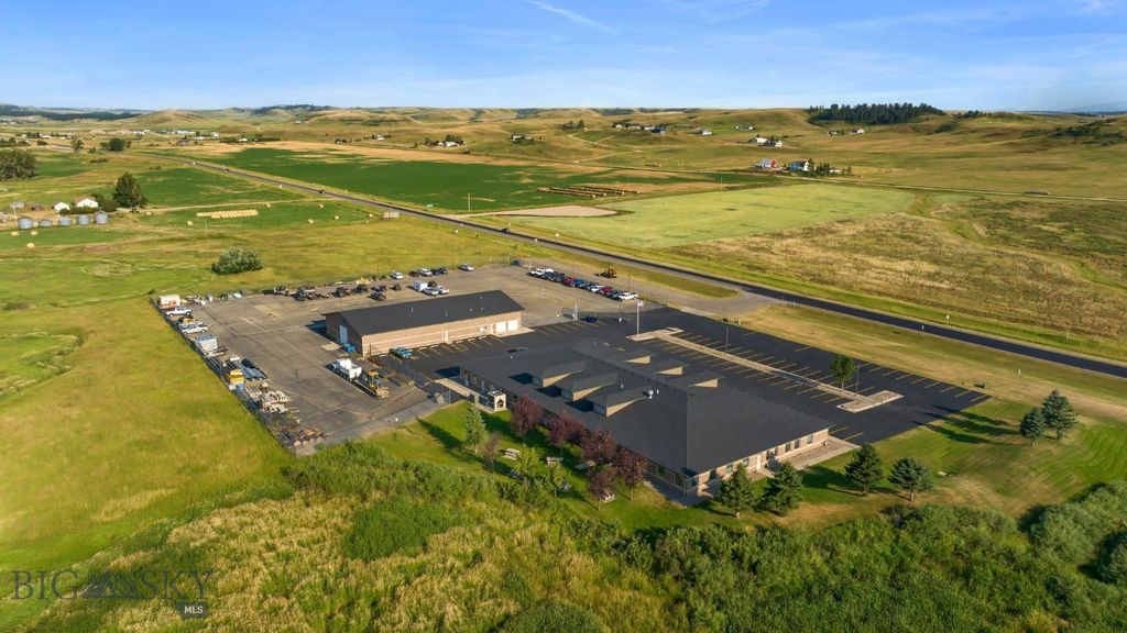 920 NE Main, Lewistown, MT 59457 photo 9