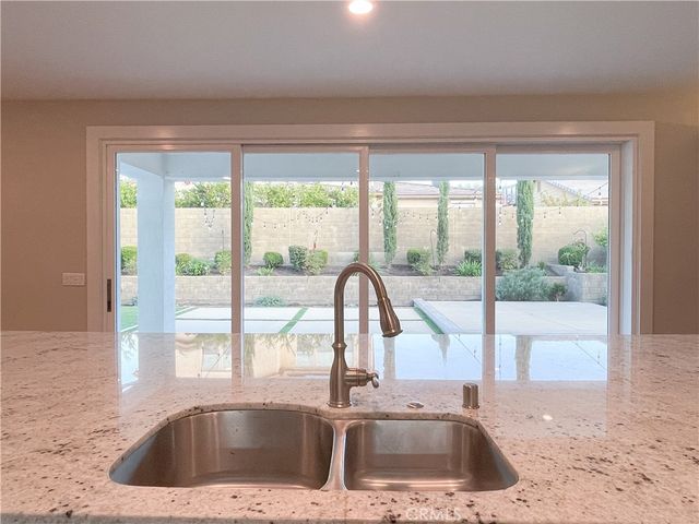 106 Aims, Irvine, CA 92618