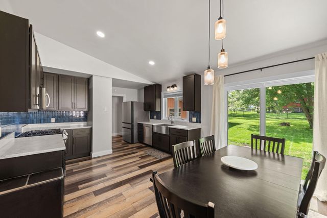2341 Four Seasons Parkway, Crown Point, IN 46307