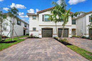 6875 Broadwater Lane, Lake Worth, FL 33467