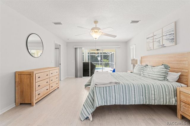 5678 W Woodside Drive, Crystal River, FL 34429