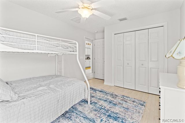 5678 W Woodside Drive, Crystal River, FL 34429
