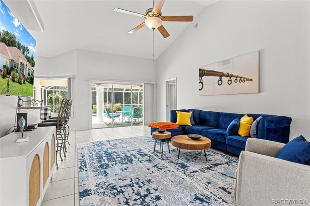 5678 W Woodside Drive, Crystal River, FL 34429