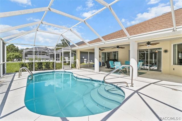 5678 W Woodside Drive, Crystal River, FL 34429