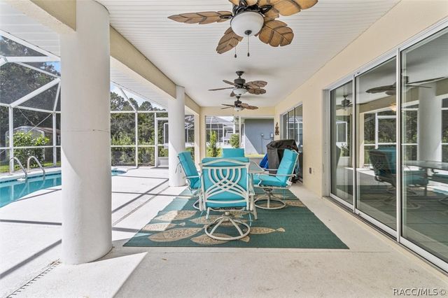 5678 W Woodside Drive, Crystal River, FL 34429