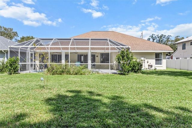 5678 W Woodside Drive, Crystal River, FL 34429