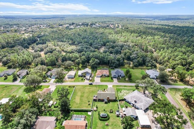 5678 W Woodside Drive, Crystal River, FL 34429