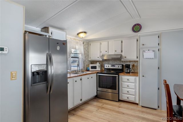 7171 W Jackson Lane, Homosassa, FL 34448