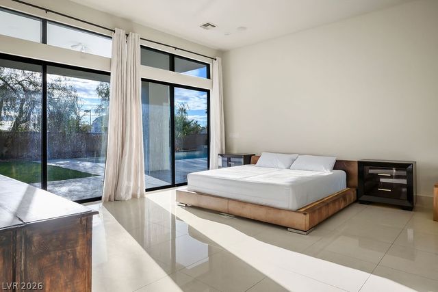 7434 Yonie Court, Las Vegas, NV 89117