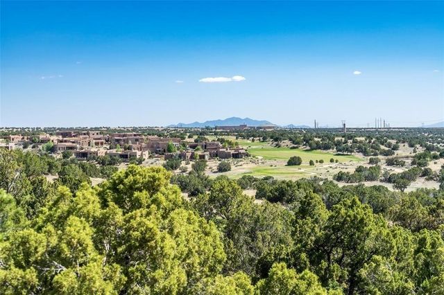 6 Luna Nueva, Santa Fe, NM 87506