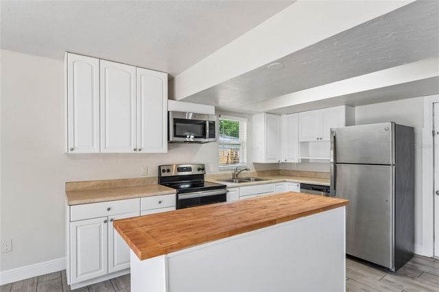 17734 RIVENDEL ROAD, Lutz, FL 33549