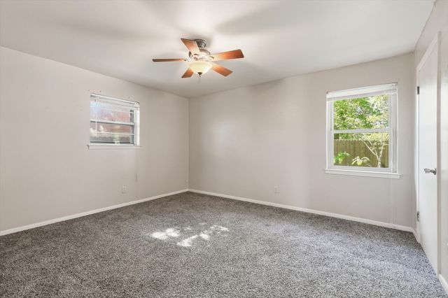 1119 W Westhill Drive, Cleburne, TX 76033