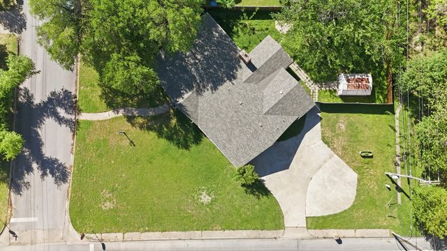 1119 W Westhill Drive, Cleburne, TX 76033
