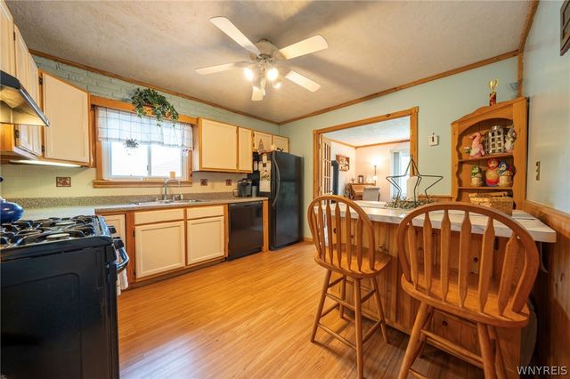 6453 Cloverleaf Drive, Lockport Town, NY 14094