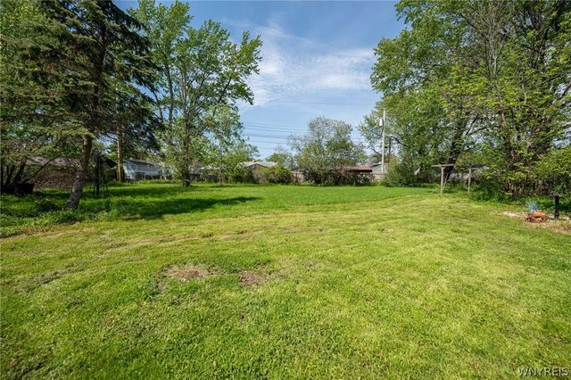 6453 Cloverleaf Drive, Lockport Town, NY 14094