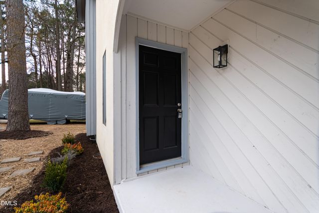 6001 Applewood Lane, Raleigh, NC 27609