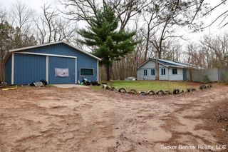 7074 Holton-Duck Lake Road, Holton Twp, MI 49425