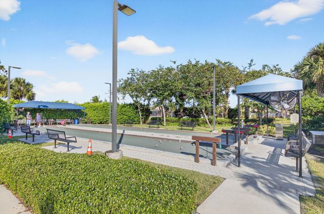 12133 Glacier Bay Drive, Boynton Beach, FL 33473