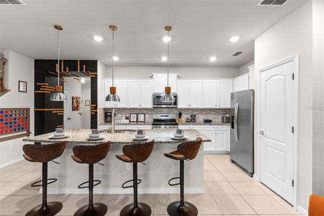 7614 OAK SPRING LANE, Davenport, FL 33837