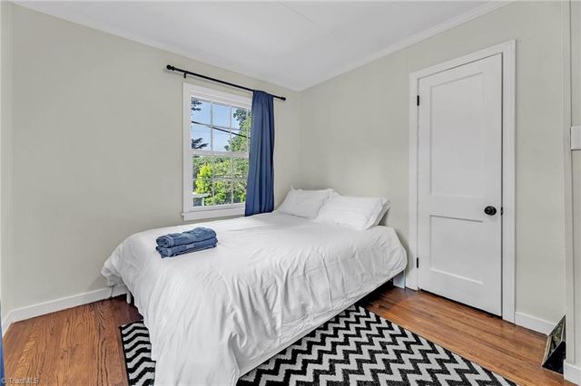 829 S Sunset Drive, Winston-salem, NC 27103