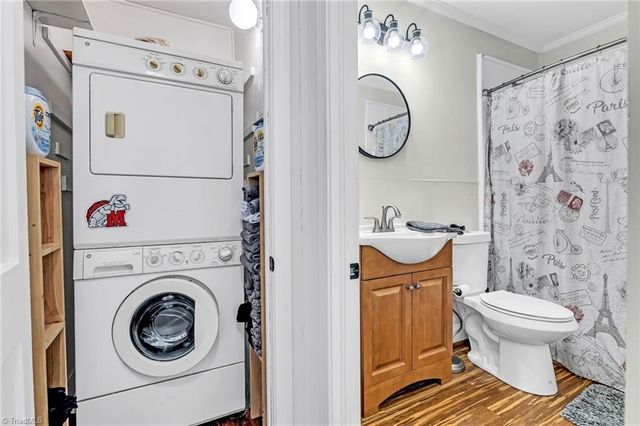 829 S Sunset Drive, Winston-salem, NC 27103