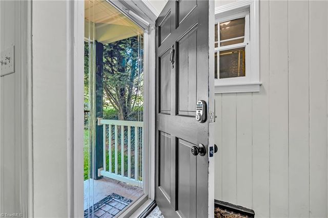 829 S Sunset Drive, Winston-salem, NC 27103