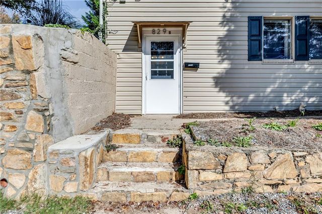 829 S Sunset Drive, Winston-salem, NC 27103