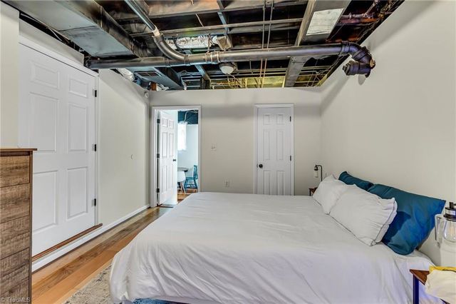 829 S Sunset Drive, Winston-salem, NC 27103