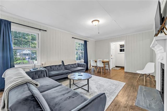 829 S Sunset Drive, Winston-salem, NC 27103