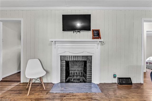 829 S Sunset Drive, Winston-salem, NC 27103