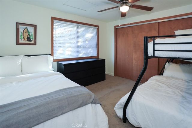537 Vista Avenue, Sugarloaf, CA 92386