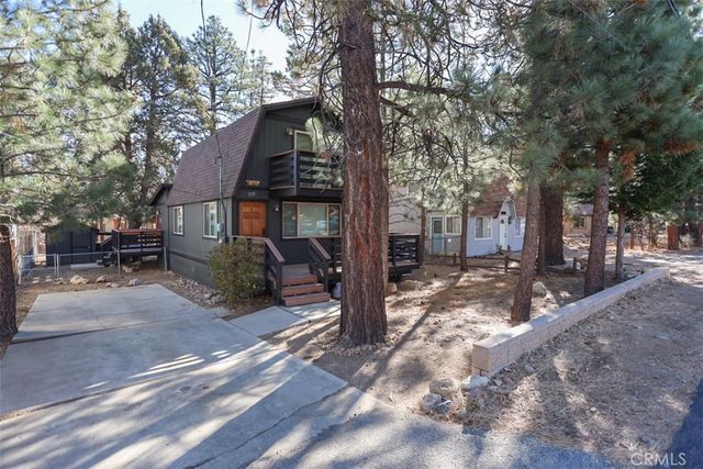 537 Vista Avenue, Sugarloaf, CA 92386