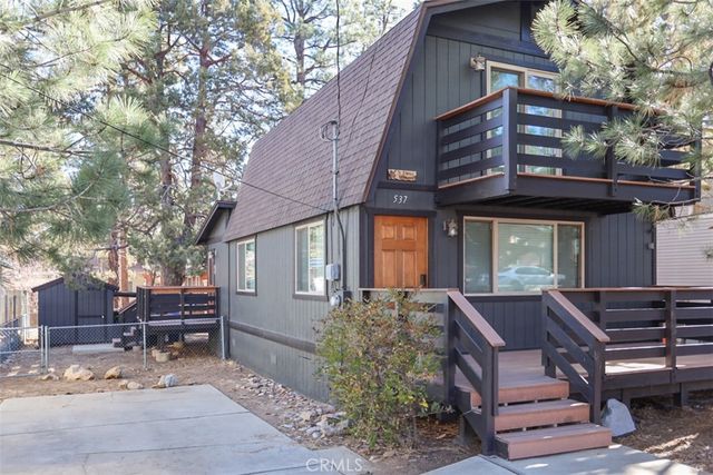 537 Vista Avenue, Sugarloaf, CA 92386