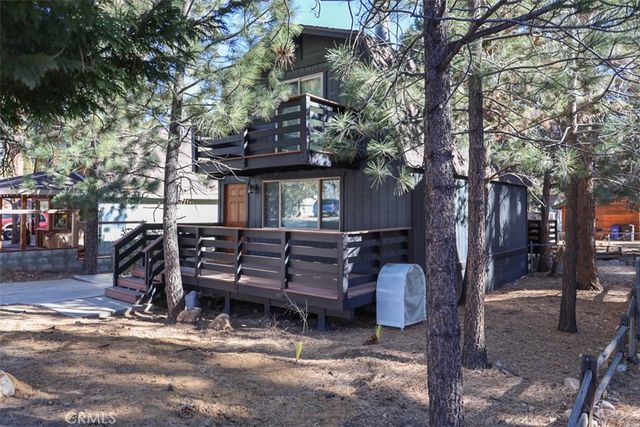 537 Vista Avenue, Sugarloaf, CA 92386