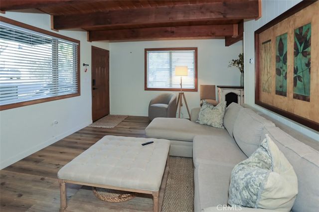 537 Vista Avenue, Sugarloaf, CA 92386