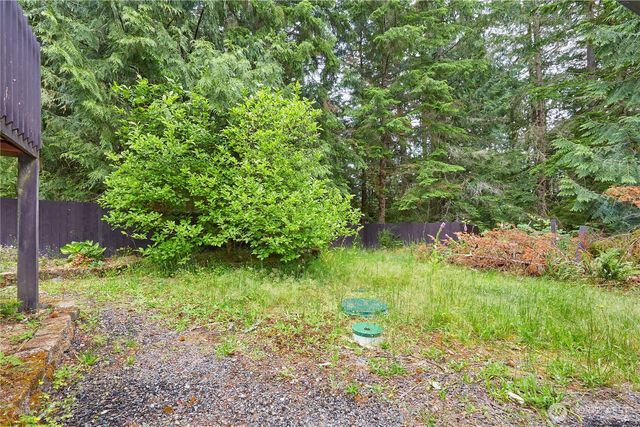 690 Peter Hagen Road W, Seabeck, WA 98380