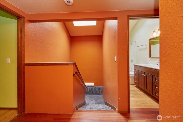 690 Peter Hagen Road W, Seabeck, WA 98380