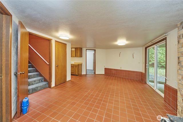 690 Peter Hagen Road W, Seabeck, WA 98380