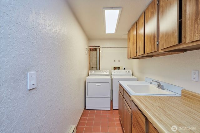690 Peter Hagen Road W, Seabeck, WA 98380