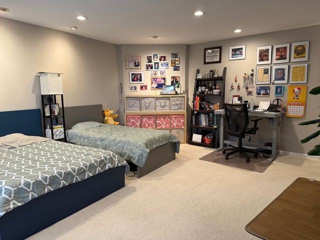 350 E Dundee Road 301, Buffalo Grove, IL 60089