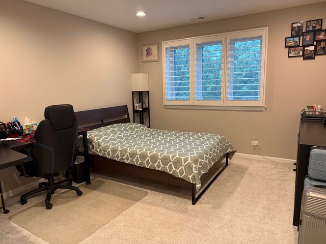 350 E Dundee Road 301, Buffalo Grove, IL 60089