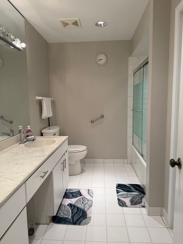 350 E Dundee Road 301, Buffalo Grove, IL 60089