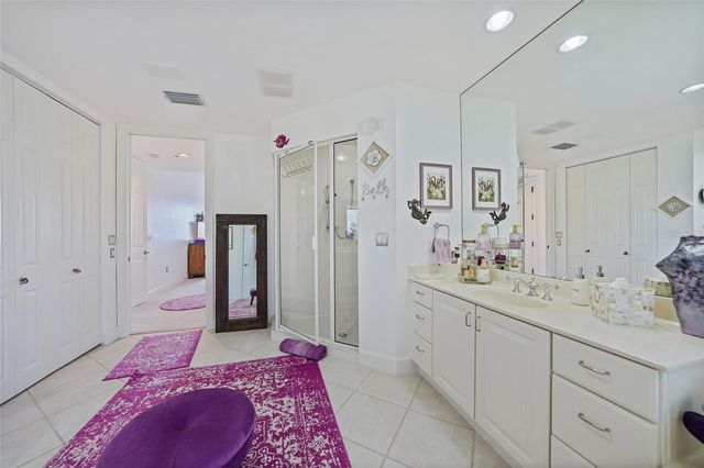 2590 N BEACH ROAD 5, Englewood, FL 34223